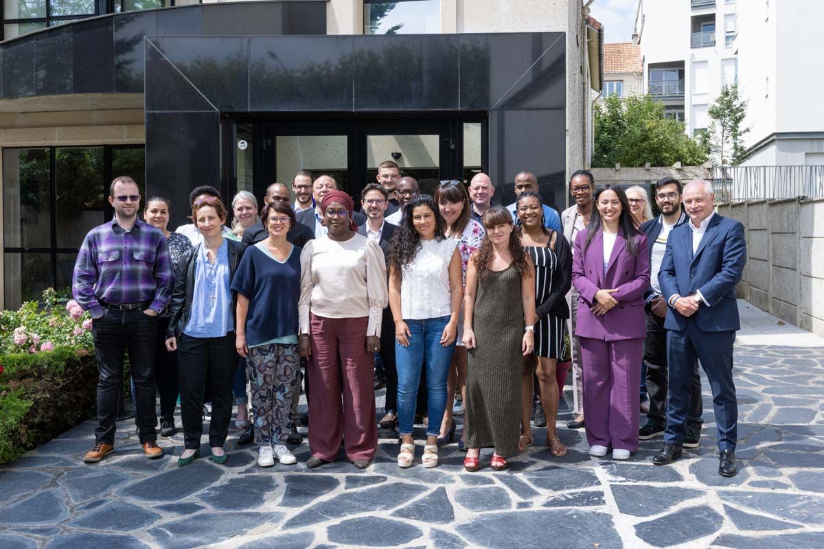 média de Opéra & Associés