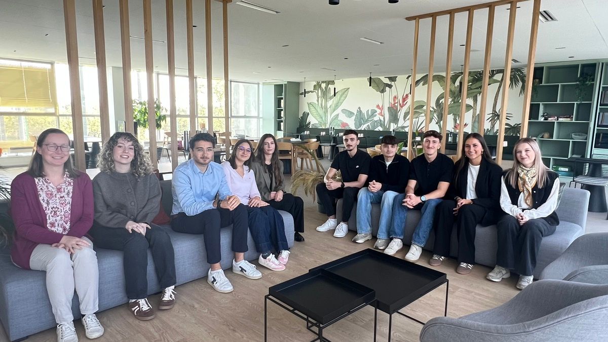 média de Photo d'équipe n°11 de Diligentia