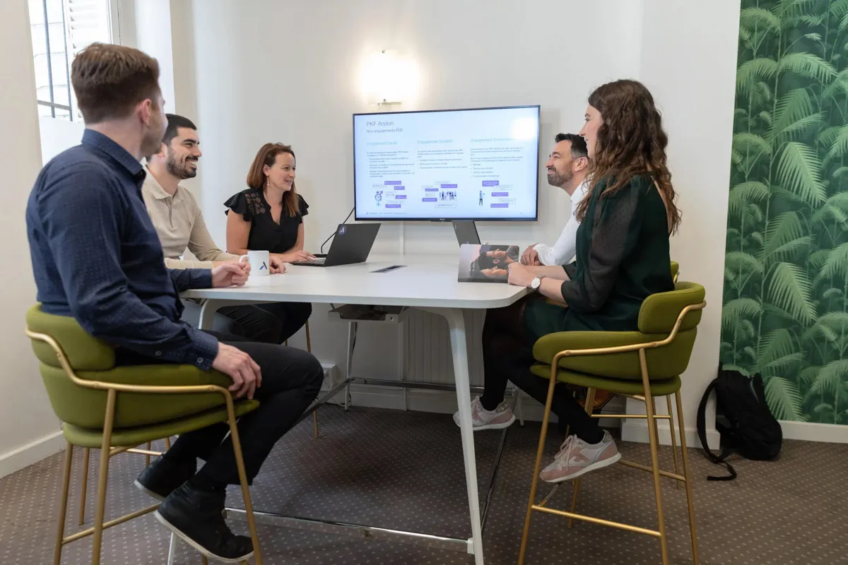 média de PKF Arsilon