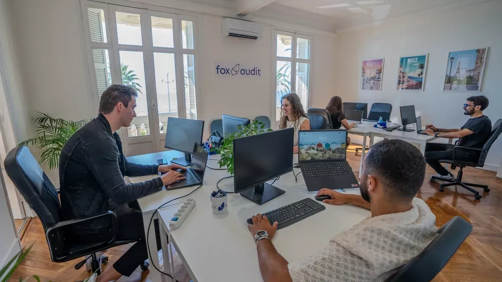média de Fox Audit